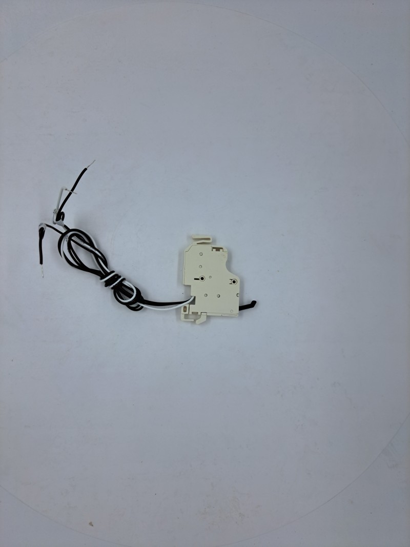 Дополнительный контакт YCM8 400/<wbr>630/<wbr>800/<wbr>1000/<wbr>1250