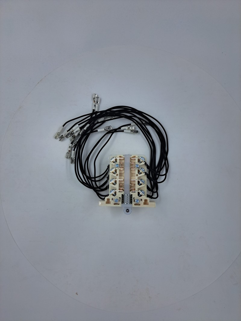 Блок дополнительных контактов 4НО/<wbr>4НЗ YCW3 1600