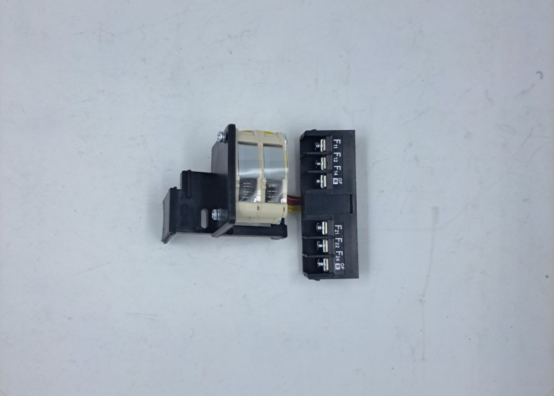 Дополнительный контакт YCM1 630