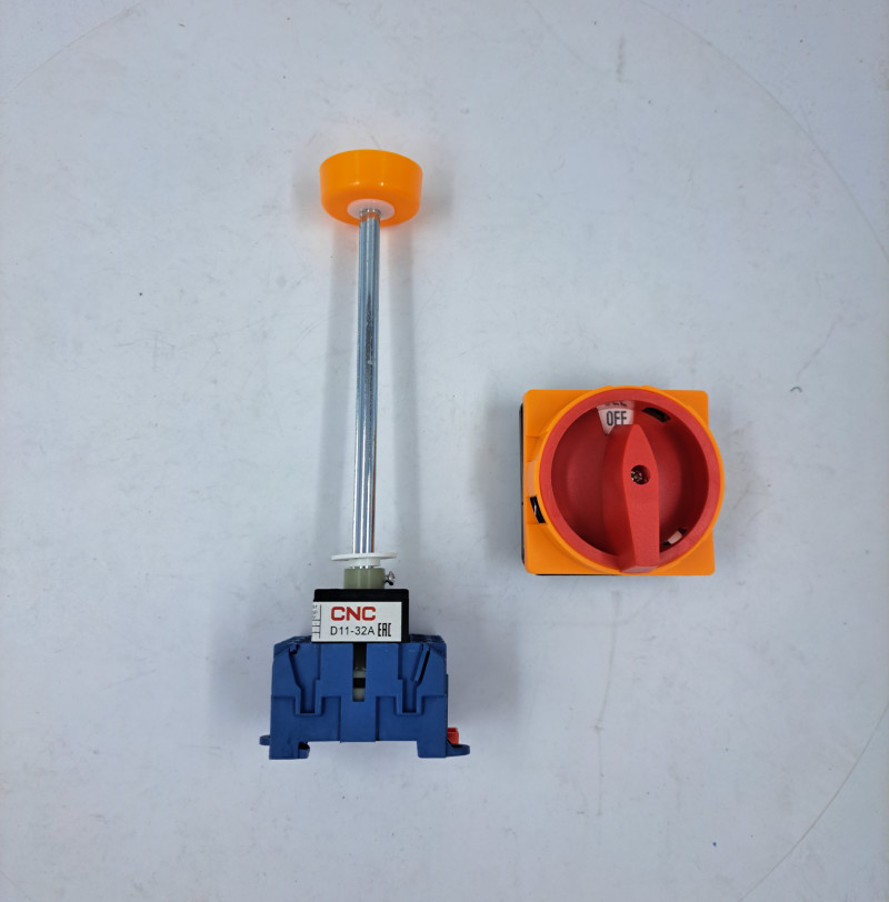 D11-32 4P 2 положения, монтаж на фронтальную панель