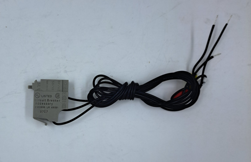 Дополнительный контакт YCM3 100/<wbr>160/<wbr>250/<wbr>400/<wbr>630/<wbr>1600